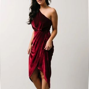 BALTIC BORN Kourtney Velvet Bridesmaid Dress